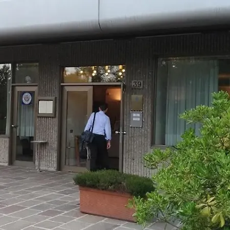 Chic Panoramic Apartment